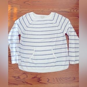 Barefoot dreams cozy chic ultra light pullover.